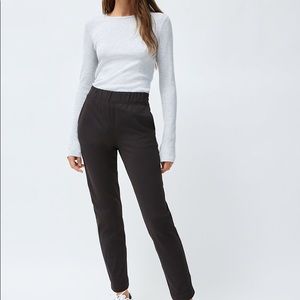 The Group by Babaton Weekender Pant